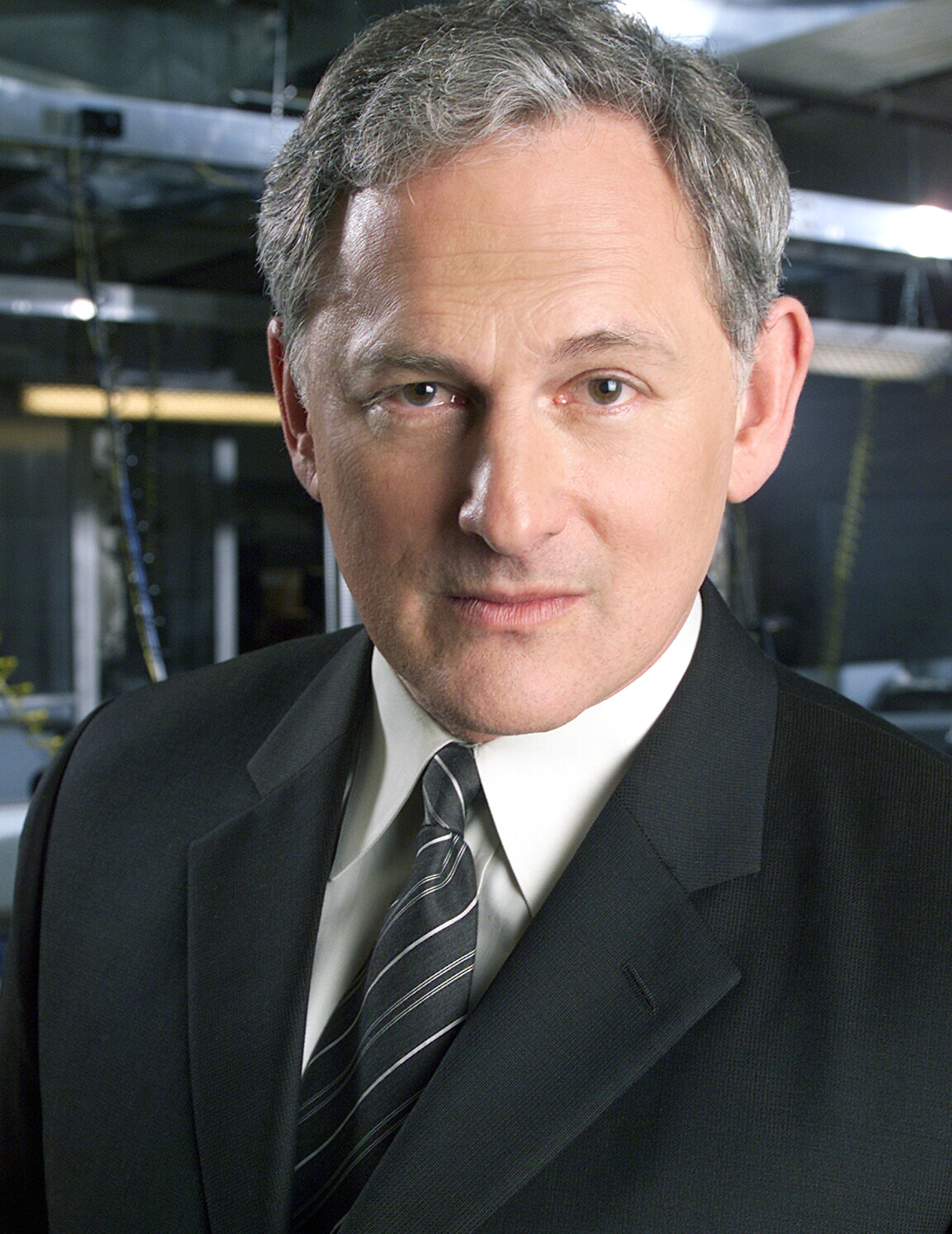 Still of Victor Garber in Alias (2001)