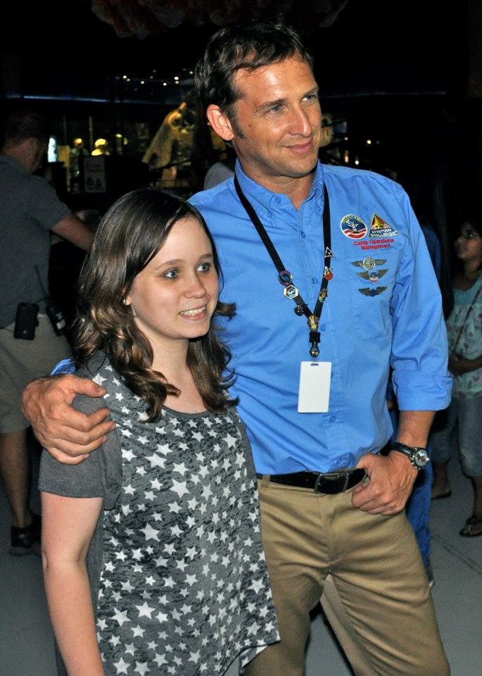 Morgan Duffey, 2012 with Josh Lucas on set of Space Warriors.