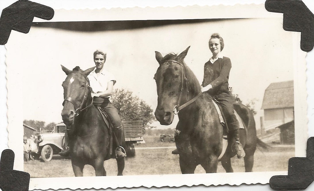 Jean Downing and Betty Jane Pike in 1940s