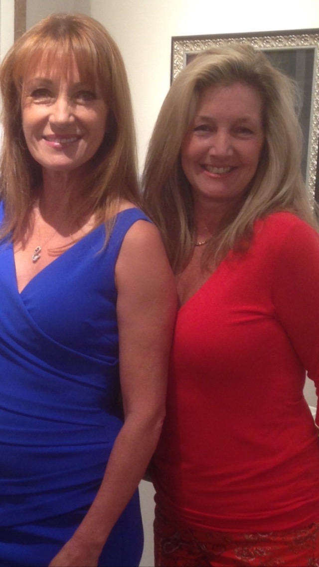 Attending a viewing at an art gallery with actress Jane Seymour