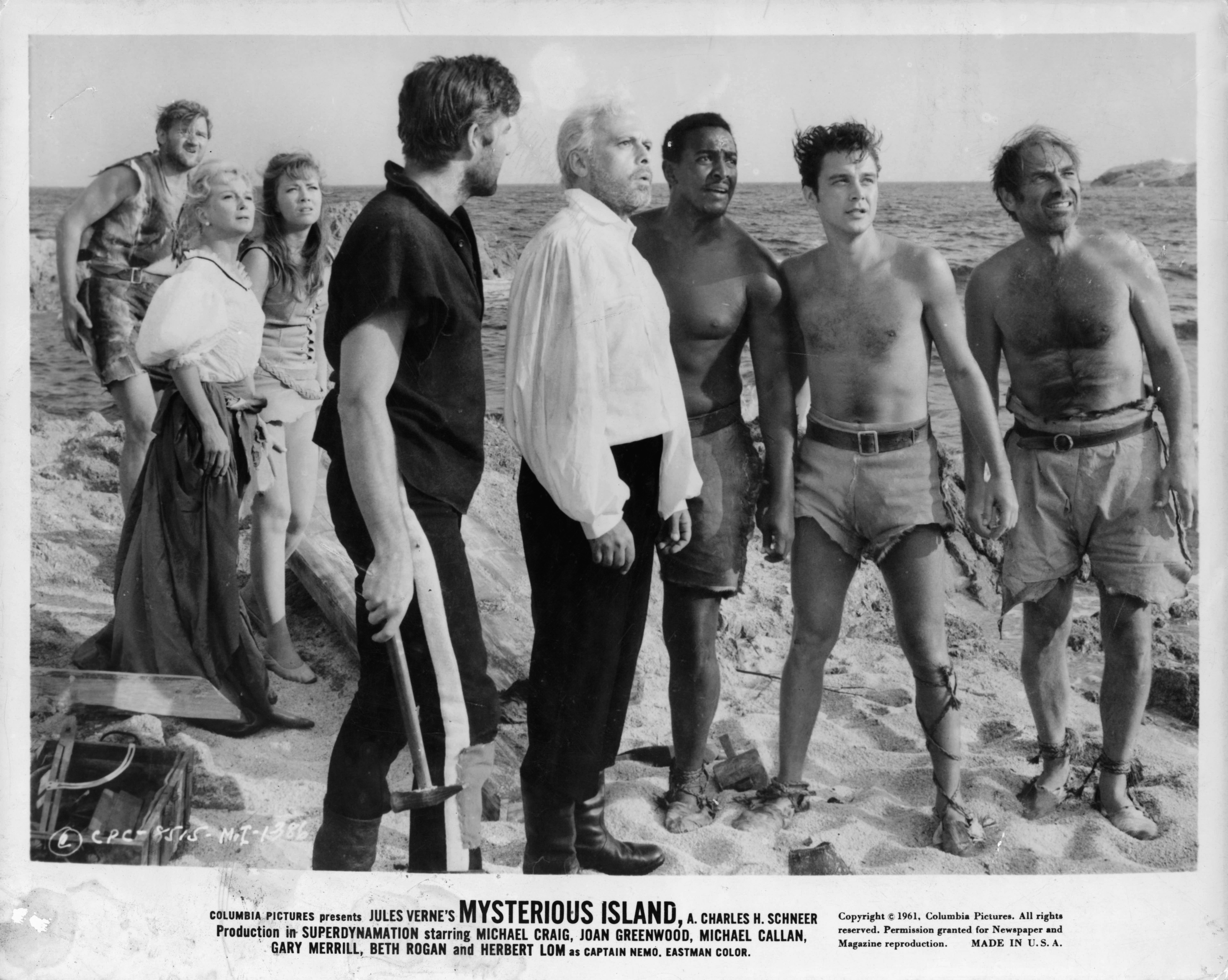 Still of Herbert Lom, Michael Callan, Michael Craig, Joan Greenwood, Gary Merrill and Beth Rogan in Mysterious Island (1961)