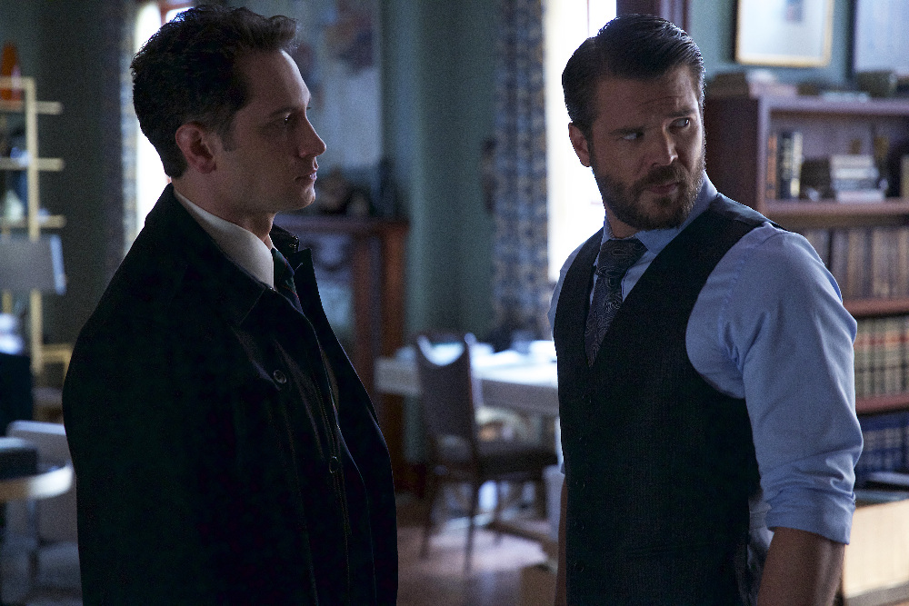 Still of Charlie Weber and Matt McGorry in How to Get Away with Murder (2014)