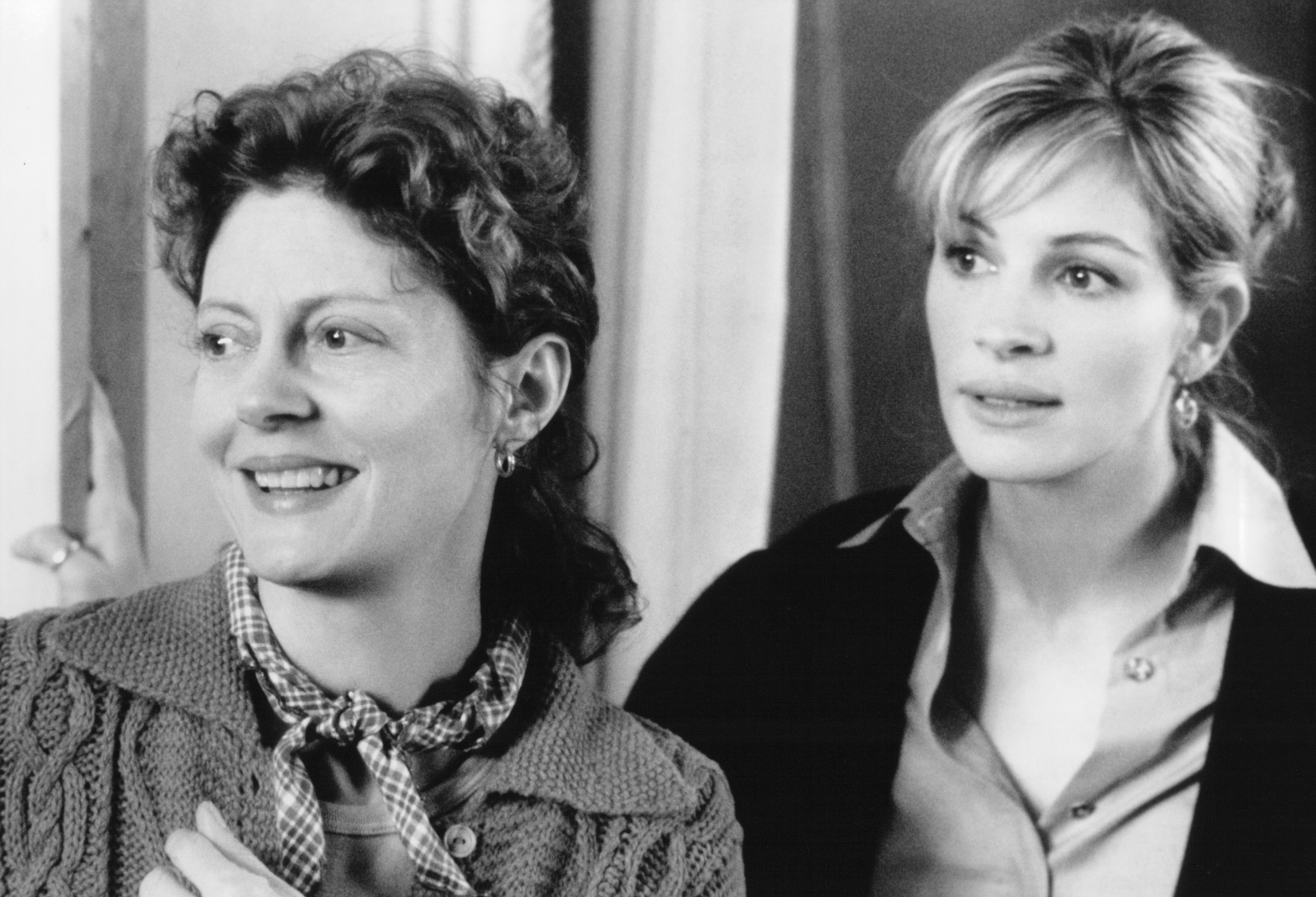 Still of Julia Roberts and Susan Sarandon in Stepmom (1998)