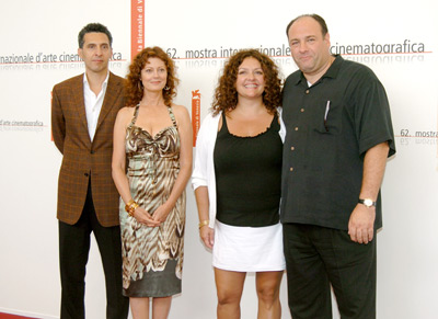 Susan Sarandon, James Gandolfini, John Turturro and Aida Turturro at event of Romance & Cigarettes (2005)