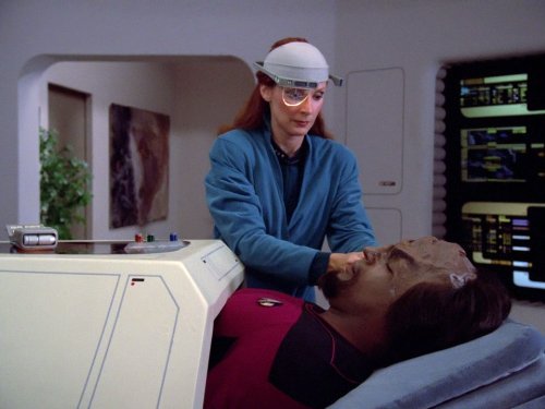 Still of Michael Dorn and Gates McFadden in Star Trek: The Next Generation (1987)