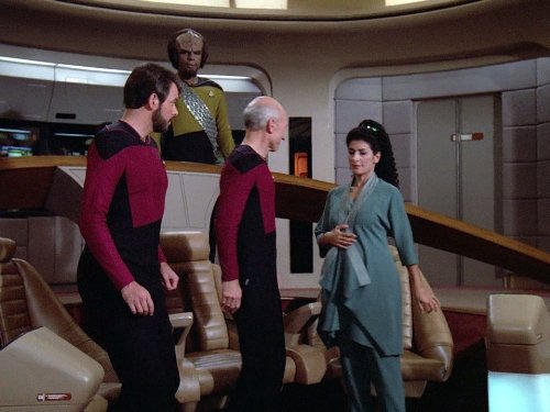 Still of Michael Dorn, Jonathan Frakes, Marina Sirtis and Patrick Stewart in Star Trek: The Next Generation (1987)