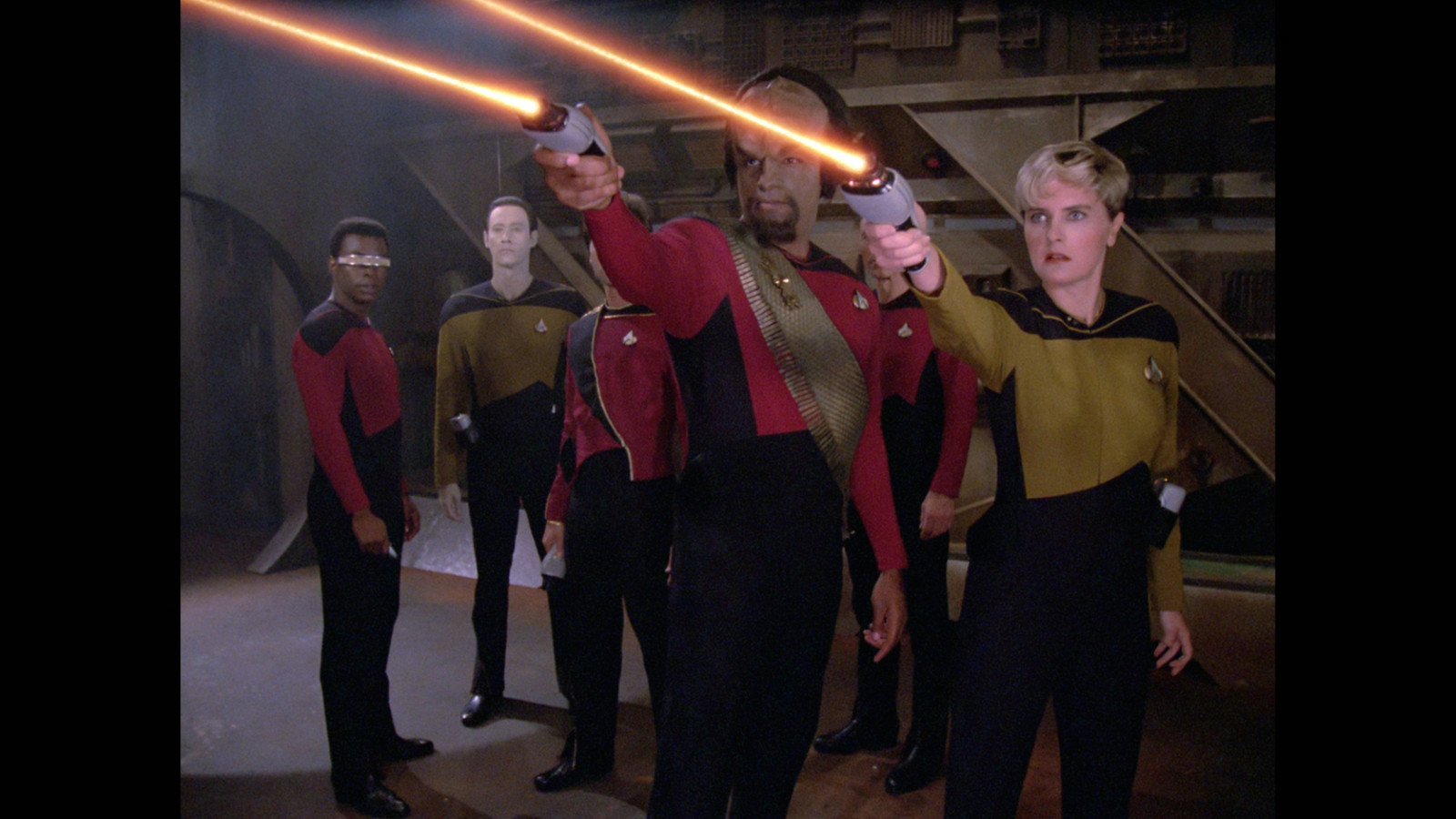 Still of Denise Crosby, Michael Dorn, Brent Spiner and LeVar Burton in Star Trek: The Next Generation (1987)