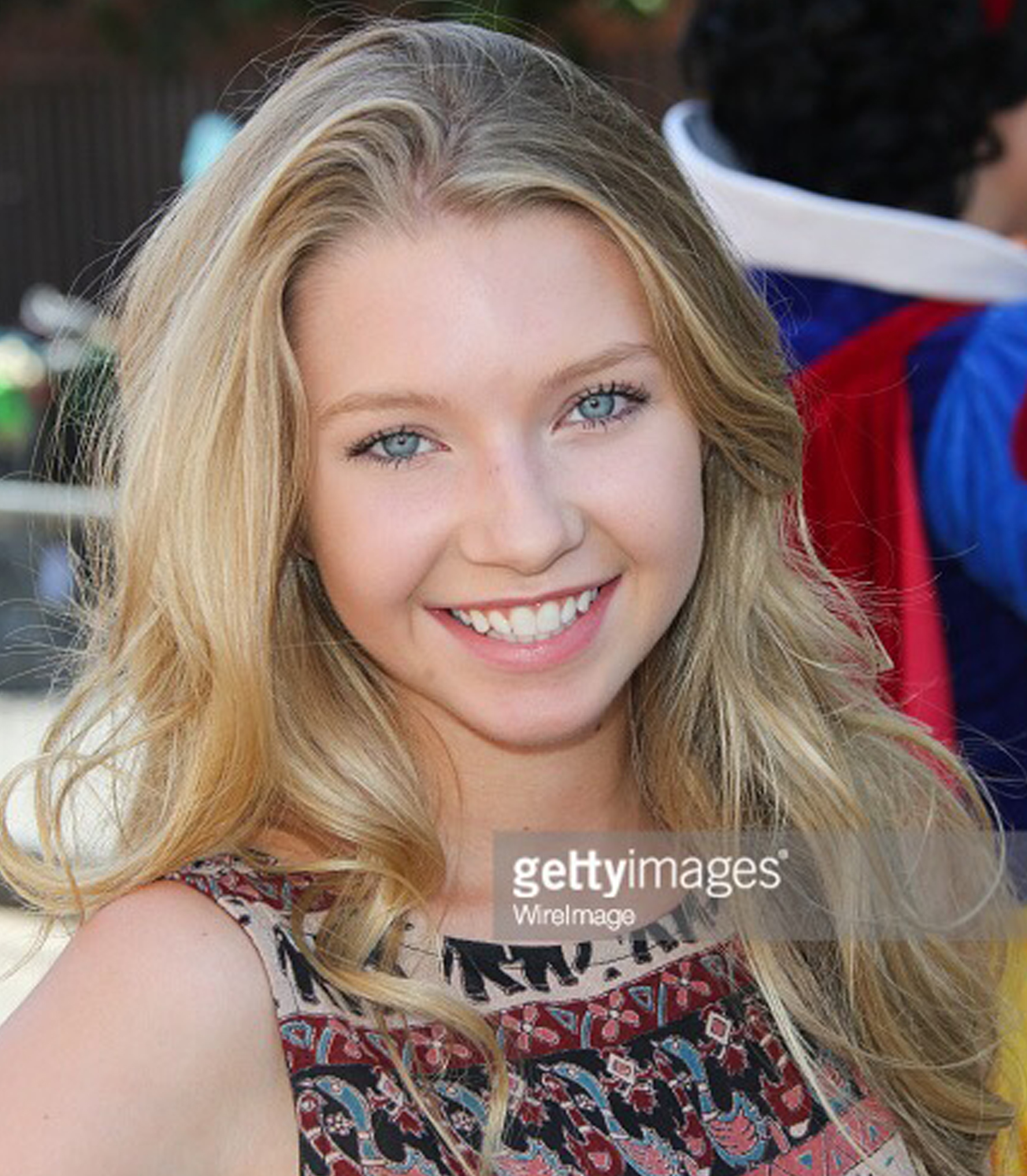 LOS ANGELES, CA - AUGUST 08: Actress Elise Luthman attends the Los Angeles Mission's End Of Summer Block Party: Time To Enjoy Being A Kid at Los Angeles Mission on August 8, 2015 in Los Angeles, California.