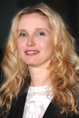 Julie Delpy at event of American Gangster (2007)