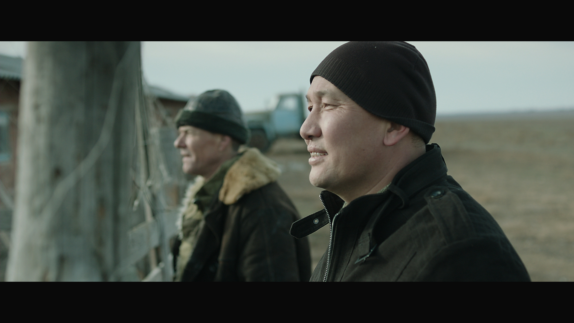 Still of Sergey Adianov in Chaiki (2015)