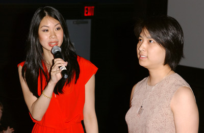 Georgia Lee and Jane Chen at event of Red Doors (2005)
