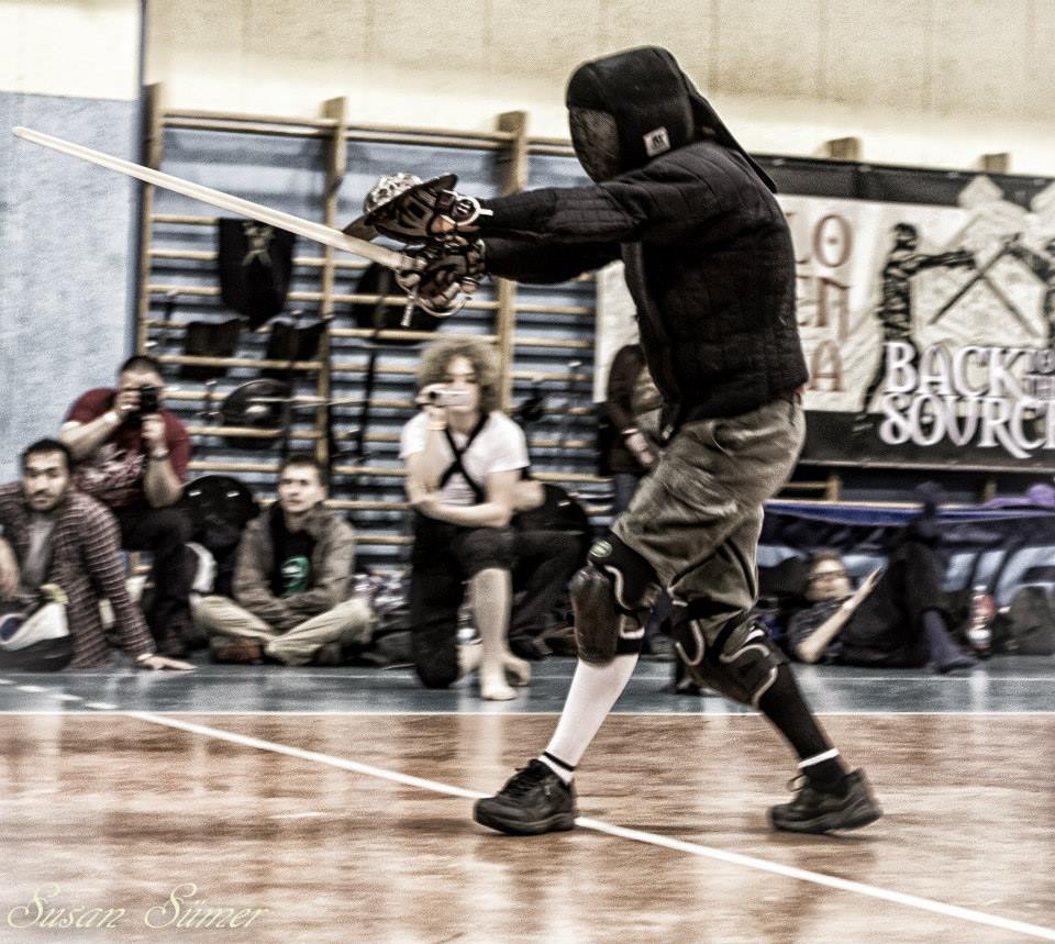 Fighting Italian sword and buckler at the finals at HEMAC Florentia tournament 2014