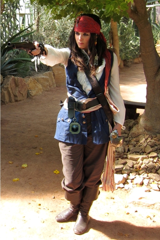 Elo Cinquanta Costume model : Jack Sparrow VIDEO : http://www.youtube.com/watch?v=NieXCDilpsQ&feature=share&list=UUdYd7PoMs3yH72LcMESpFNA