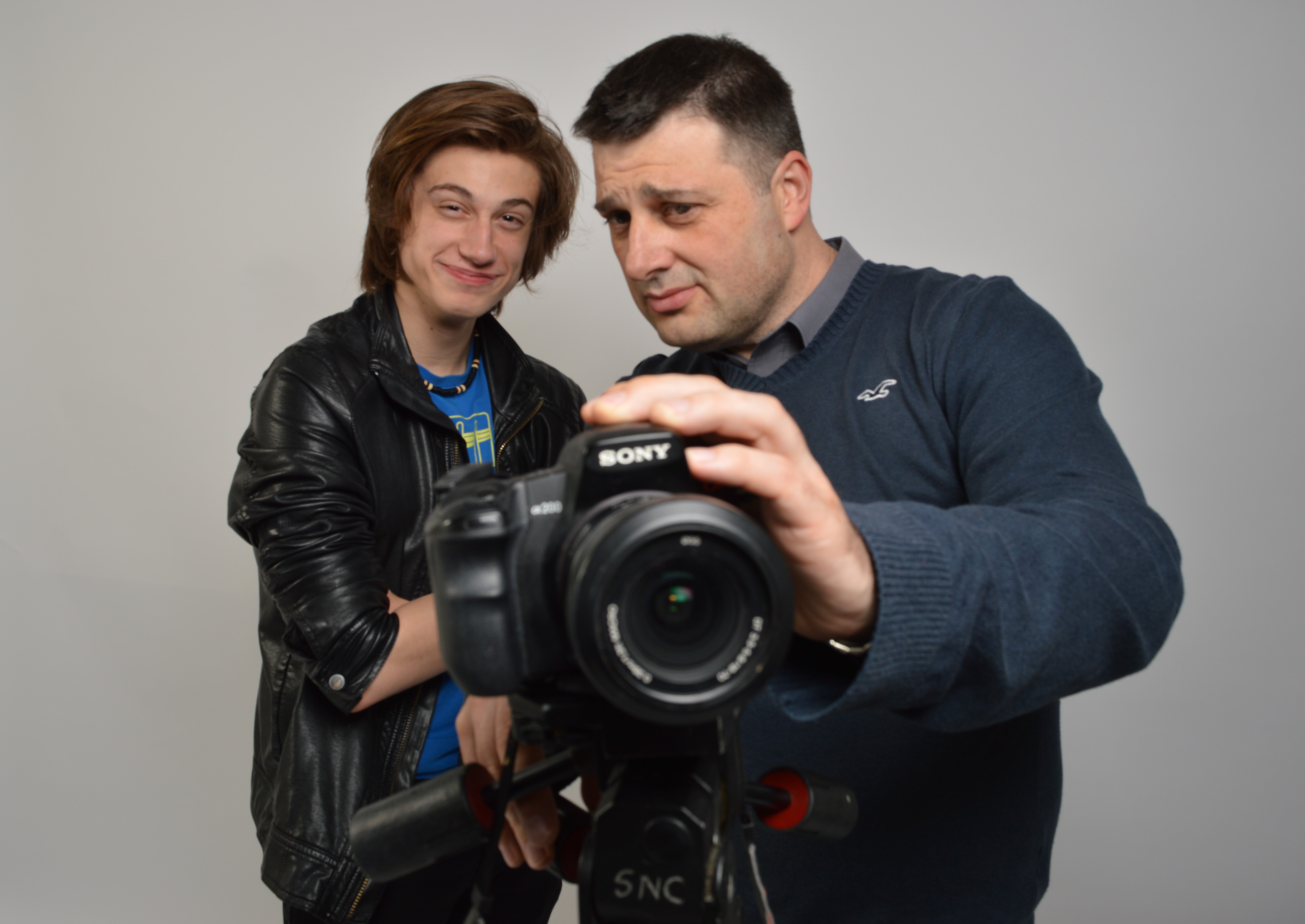 Nick Barker and Daniel Barker at event of Barker Studios Photoshoot (2015)