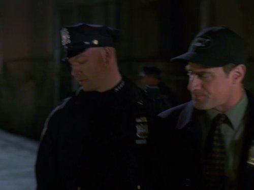 Still of Christopher Meloni and Ian Bedford in Law & Order: Special Victims Unit (1999)