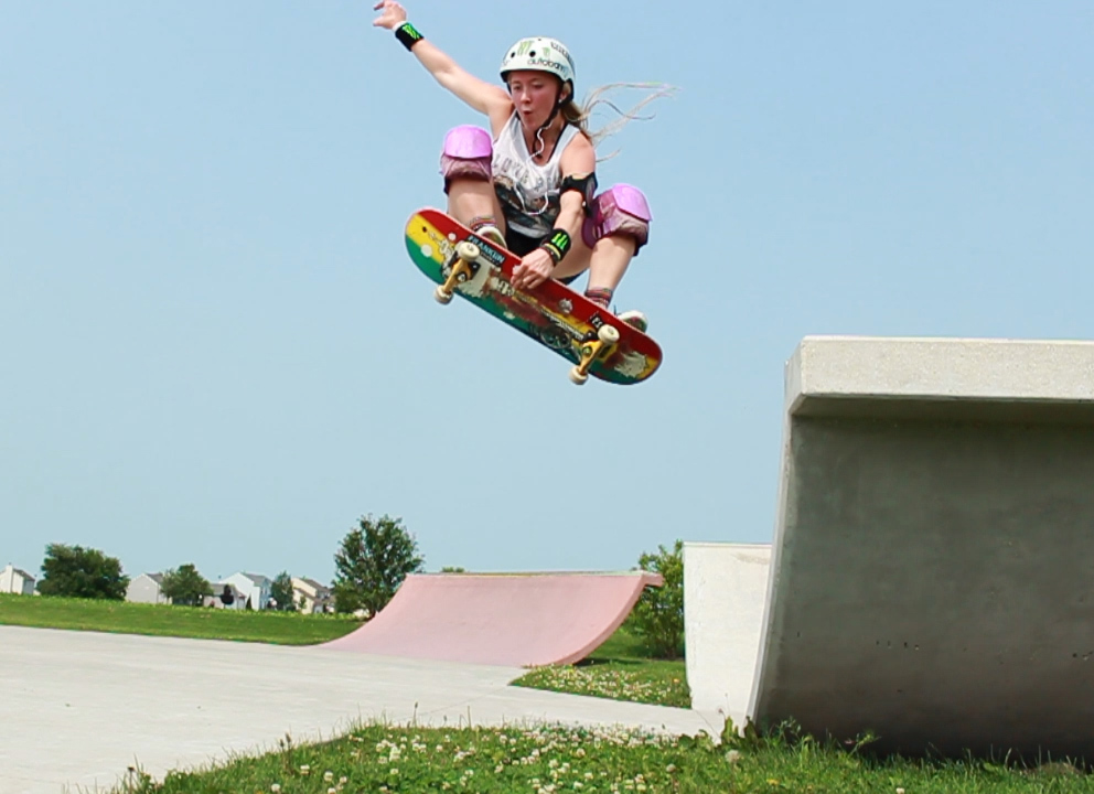 Shayna-Raye Funderburk, sponsored skateboarder