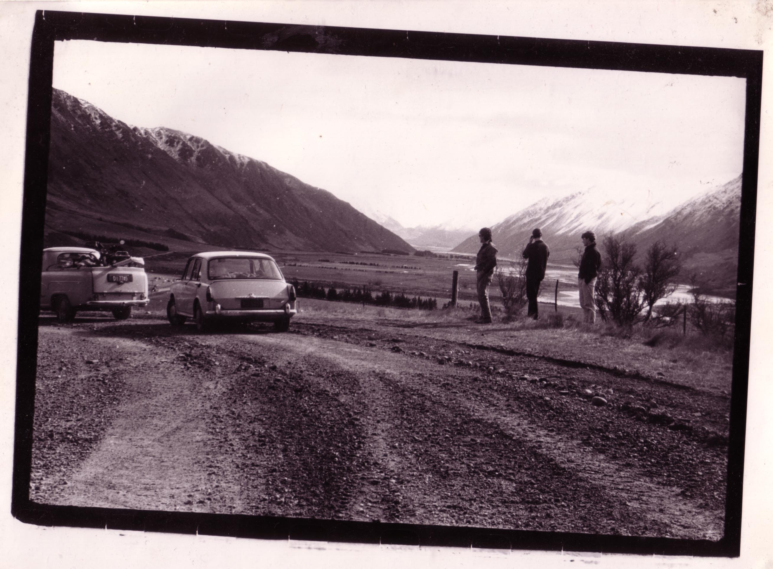 On the way to location for COTOPAXI early 90's PAUL LAST, STRUAN ASHBY, CRAIG WRIGHT and Land Crab plus Morris Oxford.