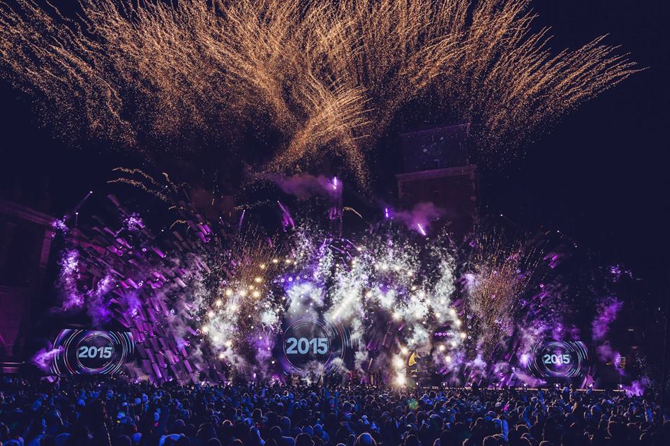 NEW YEAR'S EVE SHOW 2015 - 6H LIVE