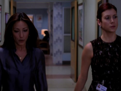 Still of Kate Walsh and Christina Chang in Private Practice (2007)