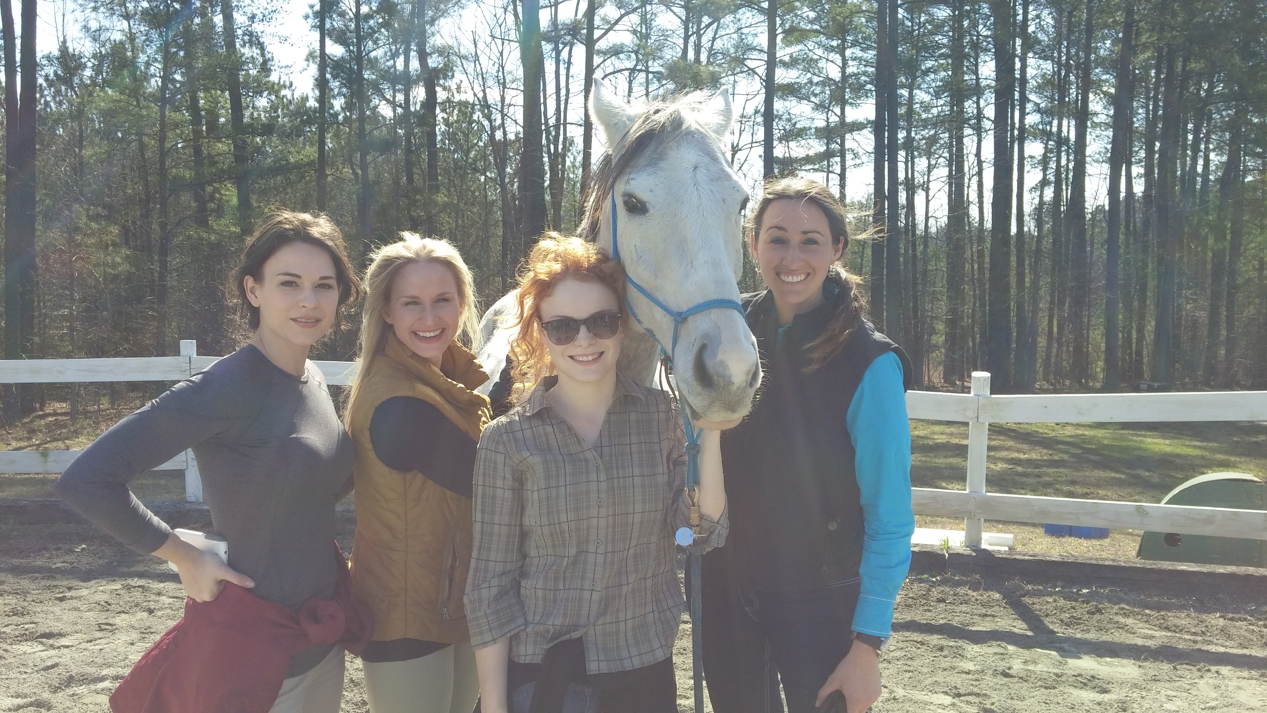 On set with the ladies of 'Unbridled' - from left: Rachel Hendrix, Jenn Gotzon, Tea McKay, Soar (horse), and Lindsey