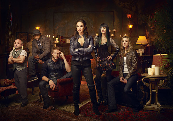 Still of Kris Holden-Ried, Richard Howland, Anna Silk, Ksenia Solo, Zoie Palmer and Anneleise H. O'Brien in Lost Girl (2010)