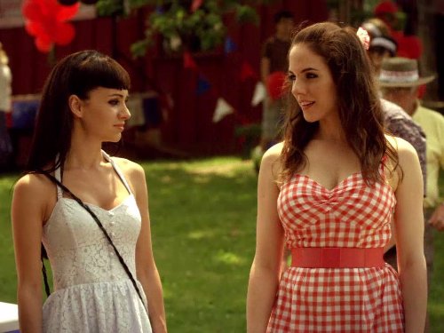 Still of Anna Silk, Ksenia Solo and Anneleise H. O'Brien in Lost Girl (2010)