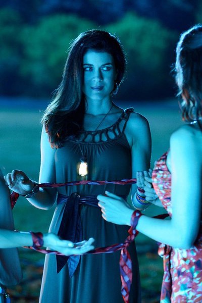 Still of Gabrielle Miller and Anneleise H. O'Brien in Lost Girl (2010)