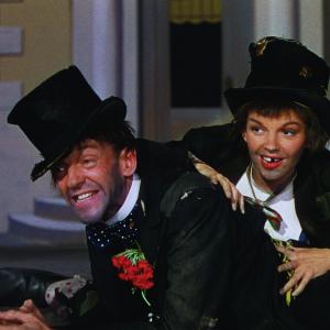 Still of Fred Astaire and Judy Garland in Easter Parade (1948)