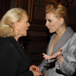Lauren Bacall and Cate Blanchett at event of Notes on a Scandal 2006