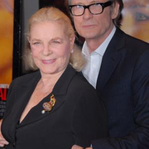 Lauren Bacall and Bill Nighy at event of Notes on a Scandal 2006