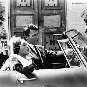 Still of Brigitte Bardot, Jean-Luc Godard and Jack Palance in Le mépris (1963)