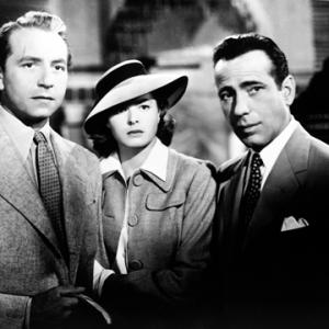 Still of Ingrid Bergman, Humphrey Bogart and Paul Henreid in Kasablanka (1942)