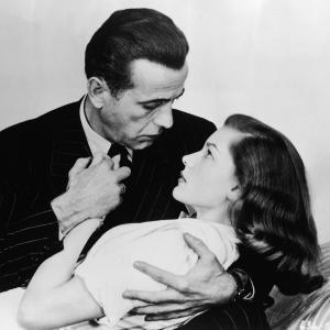 Still of Lauren Bacall and Humphrey Bogart in The Big Sleep (1946)
