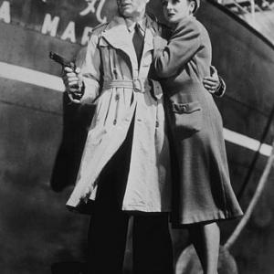 Humphrey Bogart and Mary Astor in 