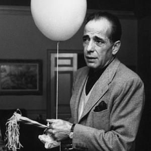 Humphrey Bogart at Liza Minelli's sixth birthday party held in Ira Gershwin's home, 1952. Modern silver gelatin, 12x9.5, signed. $750 © 1978 Bob Willoughby MPTV