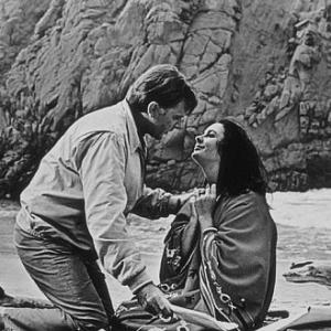 Sandpiper Elizabeth Taylor and Richard Burton 1965 MGM MPTV