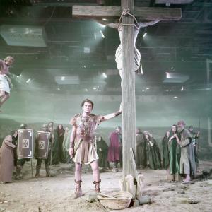 Still of Richard Burton in The Robe (1953)
