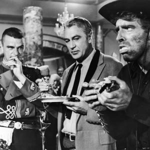 Still of Gary Cooper, Burt Lancaster and Henry Brandon in Vera Cruz (1954)