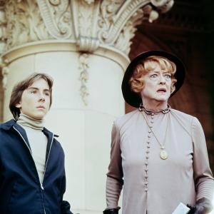 Still of Bette Davis and Ike Eisenmann in Return from Witch Mountain (1978)