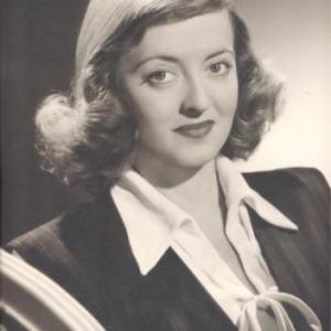 Bette Davis with hair style by Dotha Hippe