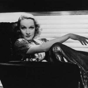 Marlene Dietrich c 1937