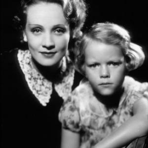 Marlene Dietrich with five year old daughter Maria Seiber 1931