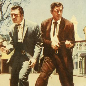 Still of Kirk Douglas and Burt Lancaster in Gunfight at the O.K. Corral (1957)