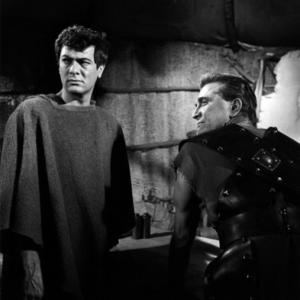 Still of Kirk Douglas and Tony Curtis in Spartacus (1960)