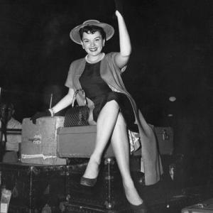 Judy Garland en route to Paris August 1954