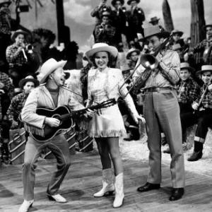 Mickey Rooney, Judy Garland, Tommy Dorsey & his orchestra. Film Set Girl Crazy (1943) 0035942 MGM