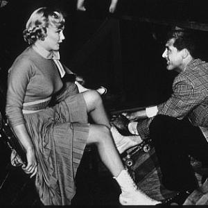M. Monroe & Cary Grant 