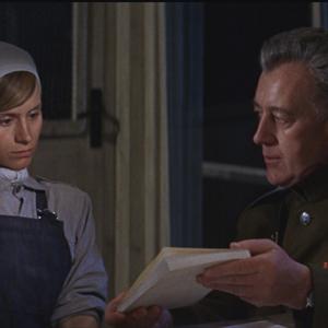 Still of Alec Guinness and Rita Tushingham in Doctor Zhivago (1965)