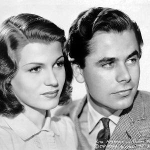 Still of Rita Hayworth and Glenn Ford in The Lady in Question (1940)