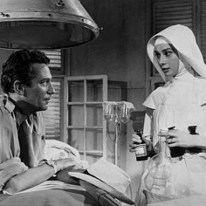 3623100 Nuns Story The Audrey Hepburn and Peter Finch